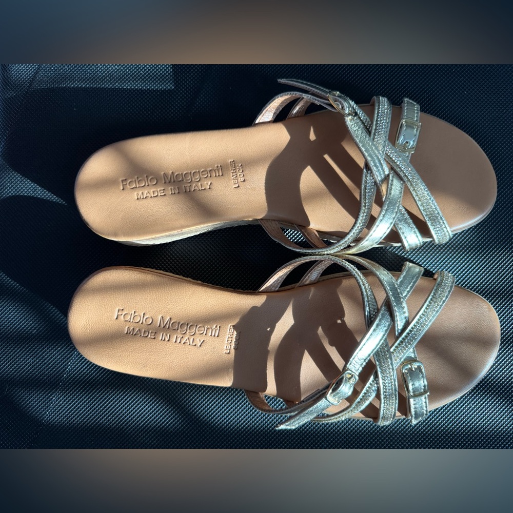 Source Unknown Metallic Women's Sandals